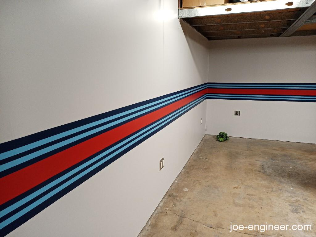 How to paint Martini Racing stripes in your garage