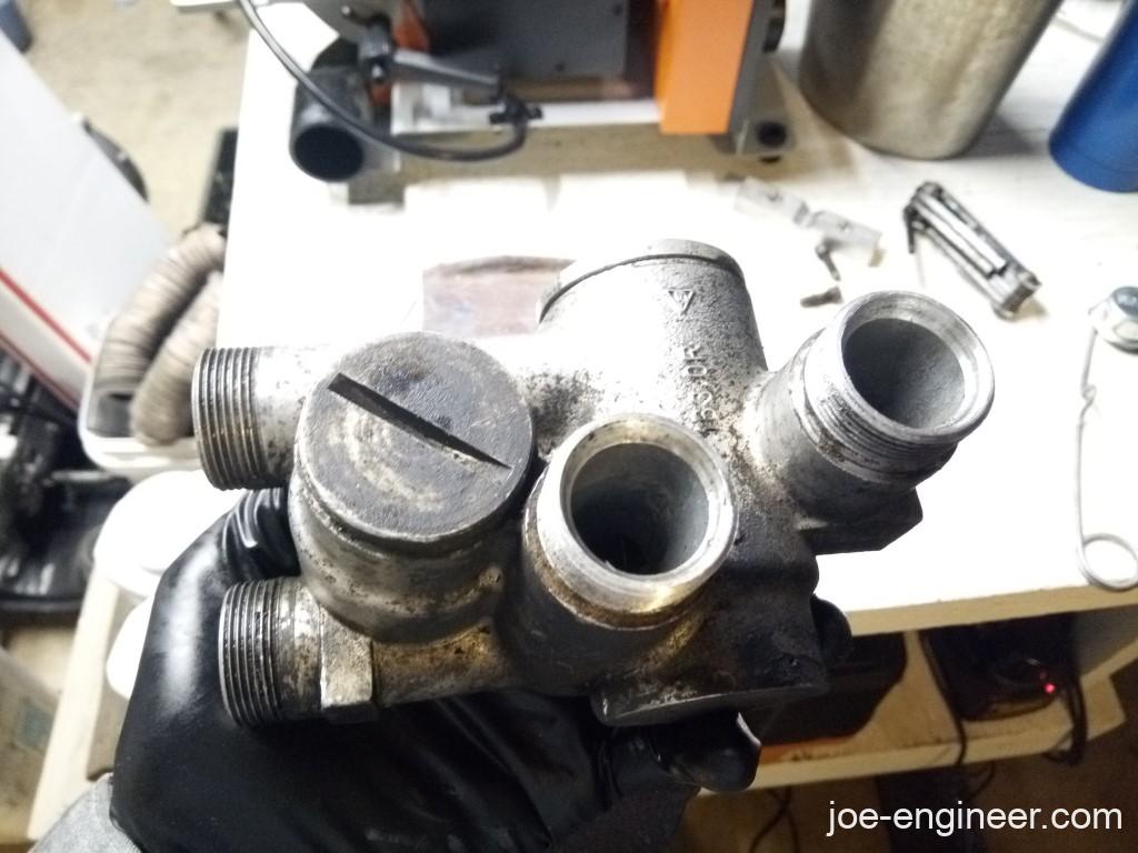 Porsche 911 Hard Oil Line Thermostat Replacement