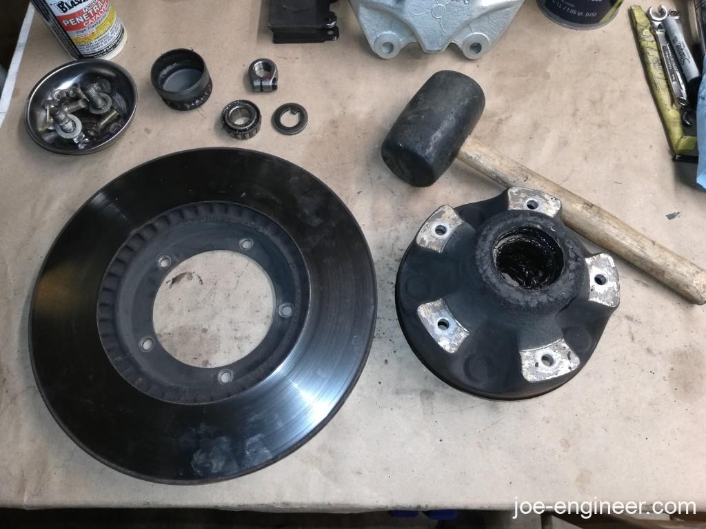 Air-cooled Porsche 911 Front Brake Calipers Rotors Replacement