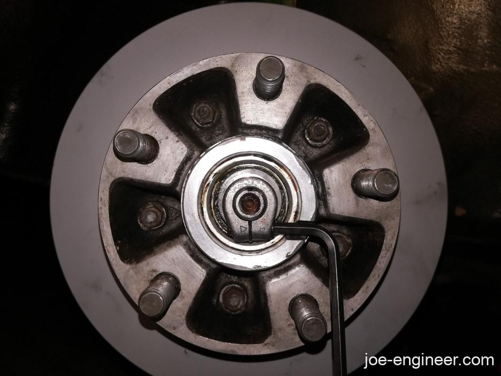 Air-cooled Porsche 911 Front Brake Calipers Rotors Replacement