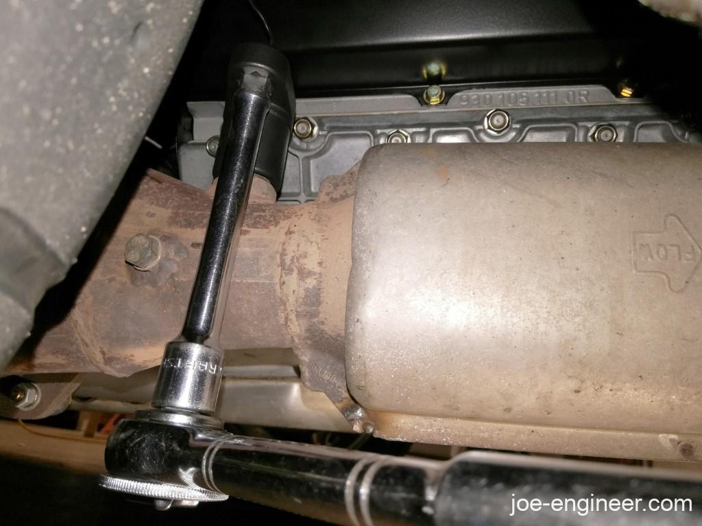 Air-cooled Porsche 911 Oxygen Sensor Replacement