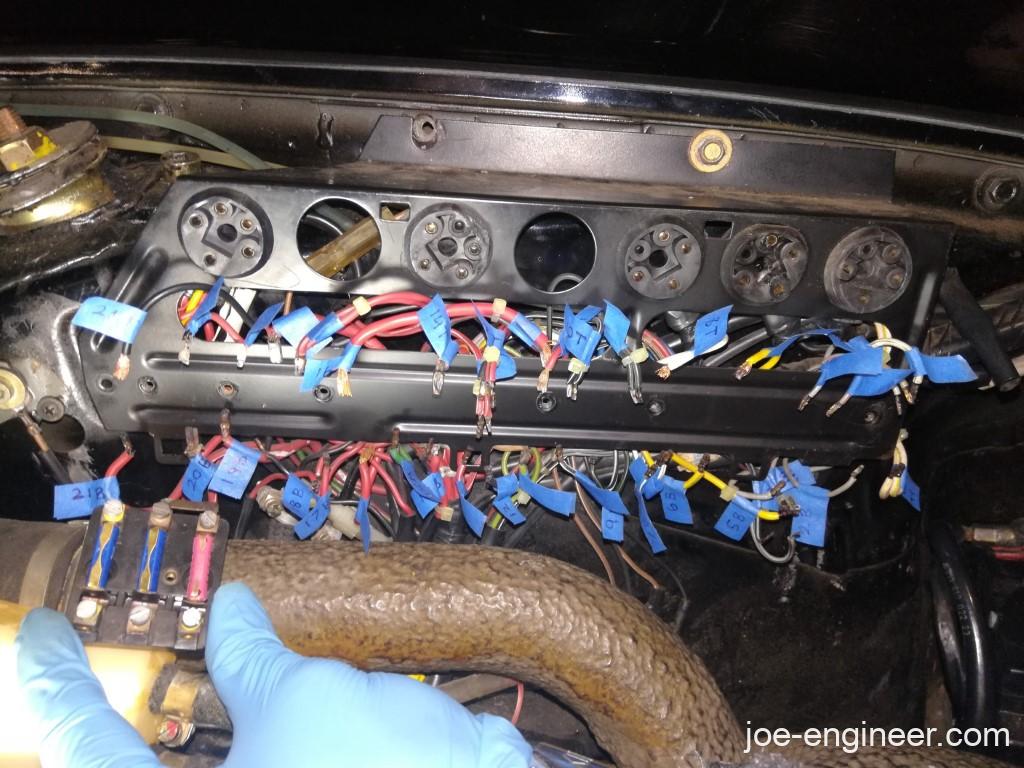 Air-Cooled Porsche 911 Fuse Panel Replacement