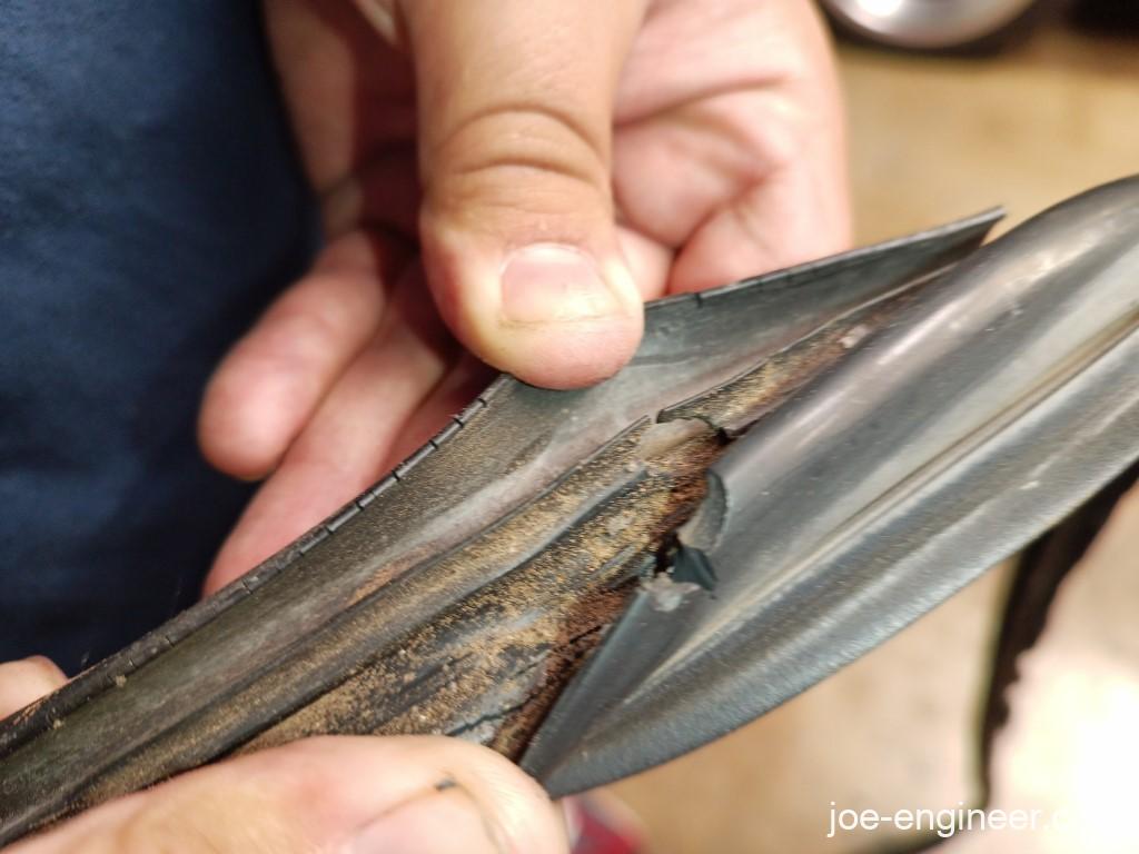 Air-cooled Porsche 911 Rear Window Seal Replacement