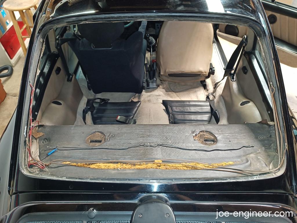 Air-cooled Porsche 911 Rear Window Seal Replacement